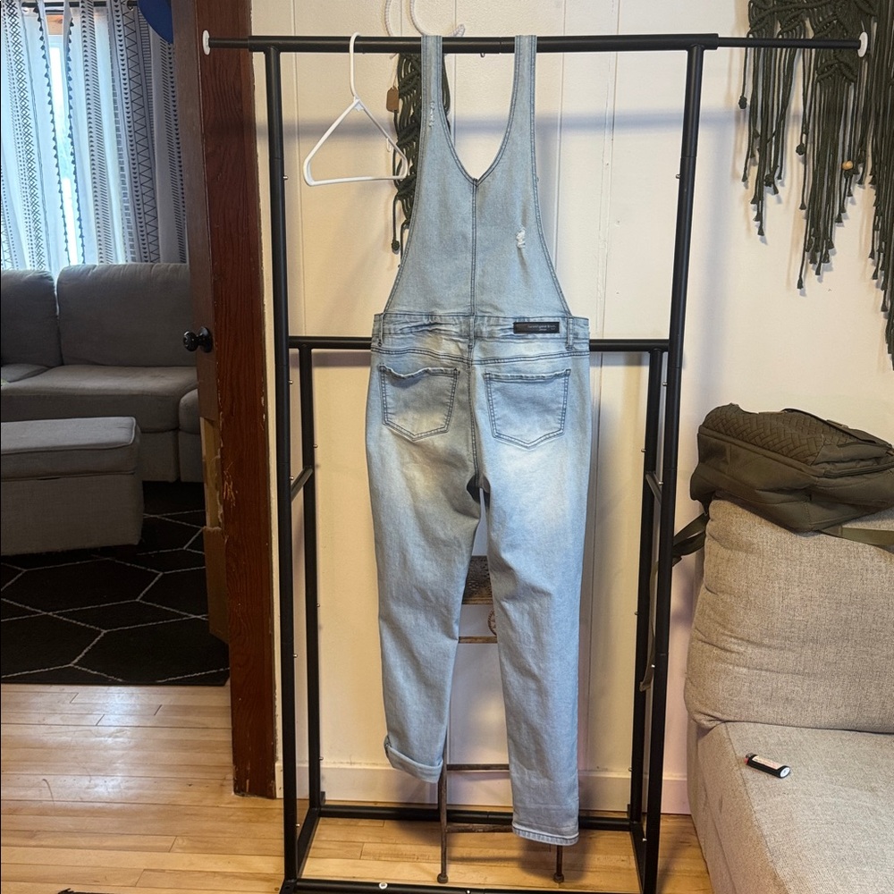 Overalls - Picture 2 of 6